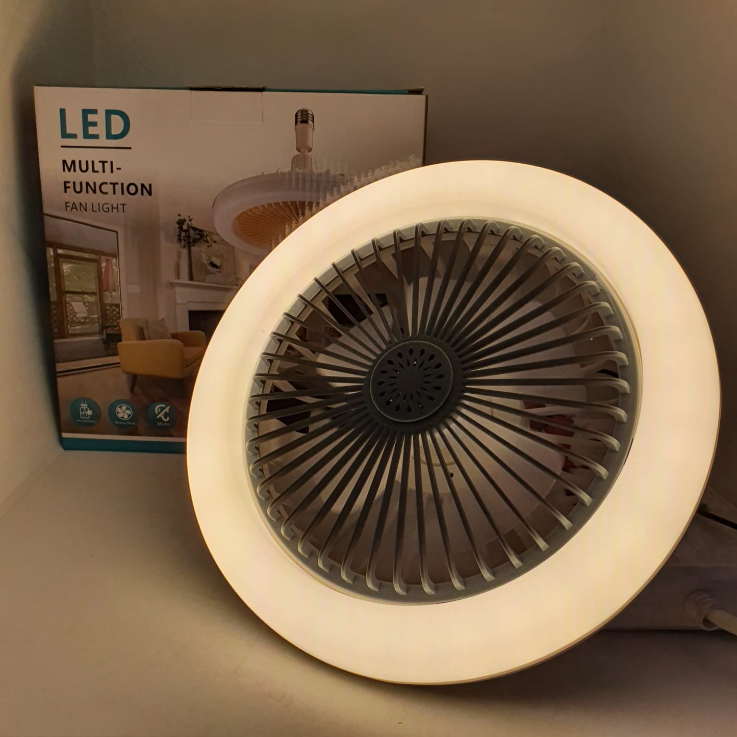 LÁMPARA LED DE TECHO CON VENTILADOR